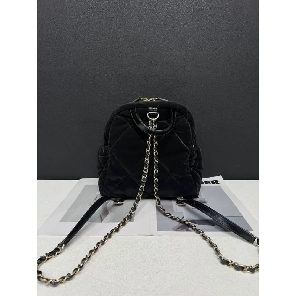 Chanel Women Pre-Loved Bag Very Good Condition